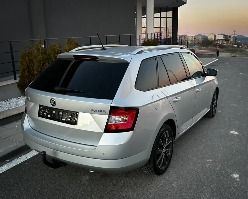 Skoda Fabia 1.4TDi / 7 DSG / FULL, снимка 14 - Автомобили и джипове - 48577293