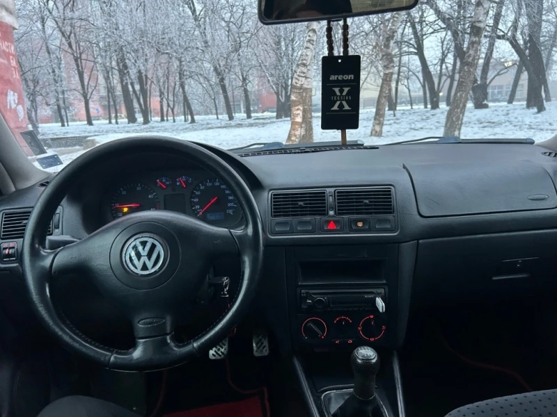 VW Golf, снимка 14 - Автомобили и джипове - 49211443