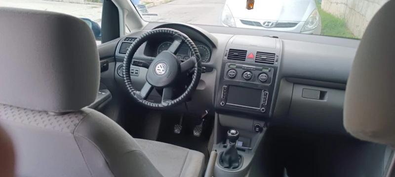 VW Touran 1.9 / 90 к.с., снимка 5 - Автомобили и джипове - 49253566