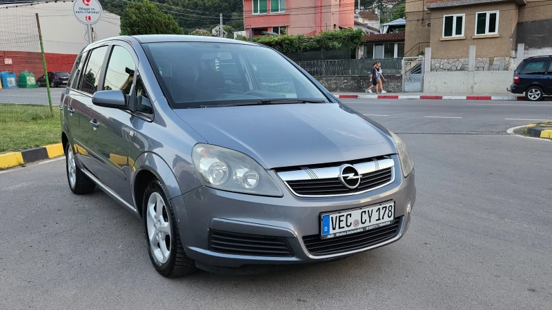Opel Zafira 1.9 JTD 7Mesta/6skorosti/ЛИЗИНГ, снимка 8 - Автомобили и джипове - 51510116