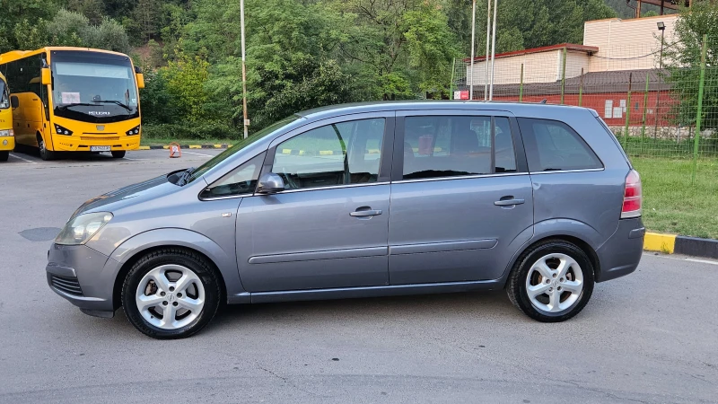 Opel Zafira 1.9 JTD 7Mesta/6skorosti/ЛИЗИНГ, снимка 3 - Автомобили и джипове - 51510116