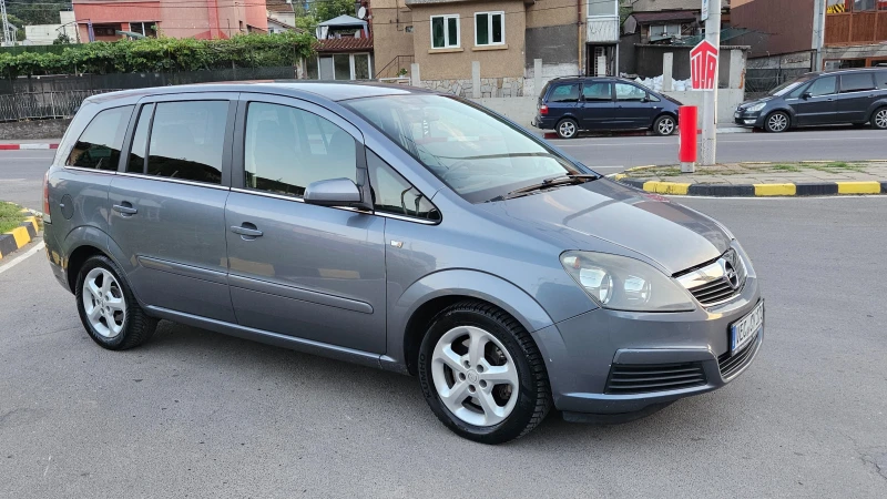 Opel Zafira 1.9 JTD 7Mesta/6skorosti/ЛИЗИНГ, снимка 7 - Автомобили и джипове - 51510116