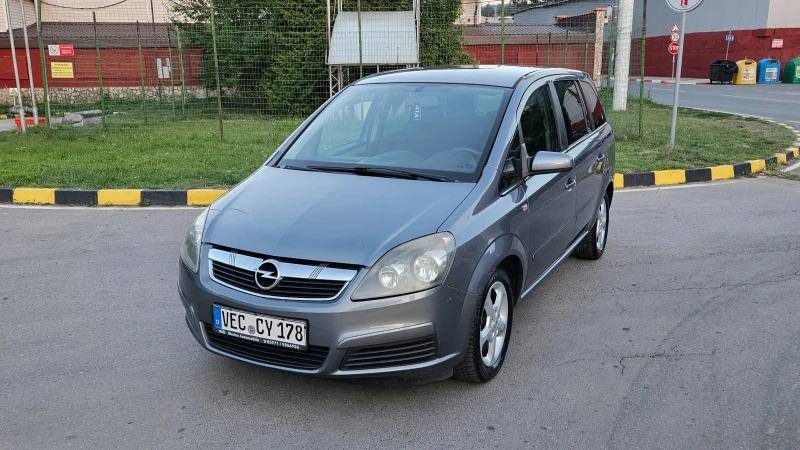Opel Zafira 1.9 JTD 7Mesta/6skorosti/ЛИЗИНГ, снимка 9 - Автомобили и джипове - 51510116