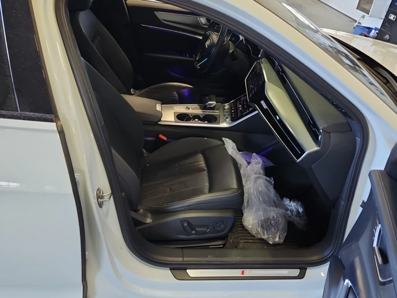 Audi A6 Technik* S-line* B&O* Distronic* Обдух* Пано* Каме, снимка 11 - Автомобили и джипове - 52317637