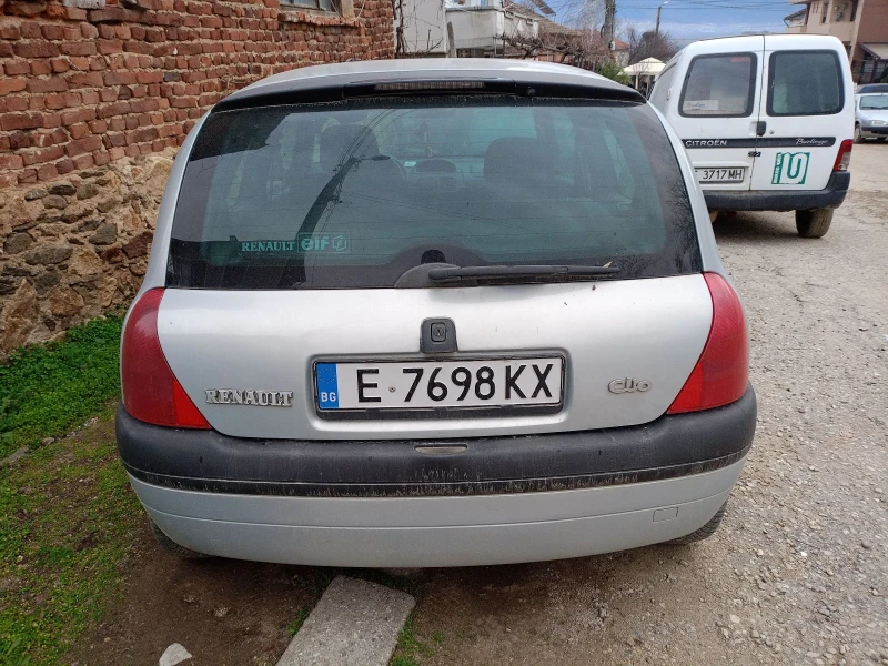 Renault Clio, снимка 4 - Автомобили и джипове - 52966773
