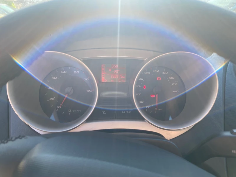 Seat Ibiza, снимка 9 - Автомобили и джипове - 53199291