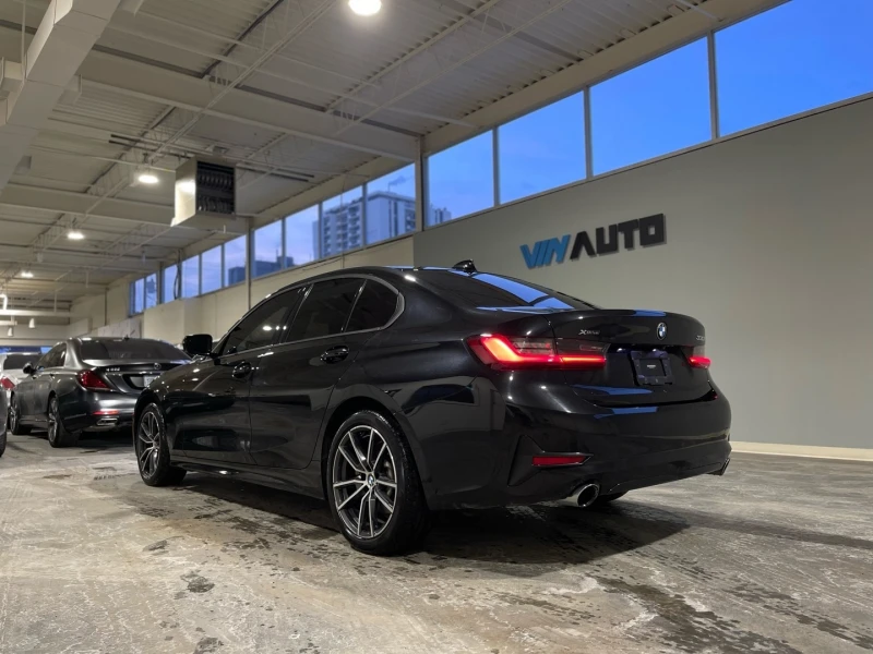 BMW 330 xDrive | Remote Start С РЕГИСТРАЦИЯ & АВТО КРЕДИТ , снимка 4 - Автомобили и джипове - 53287527