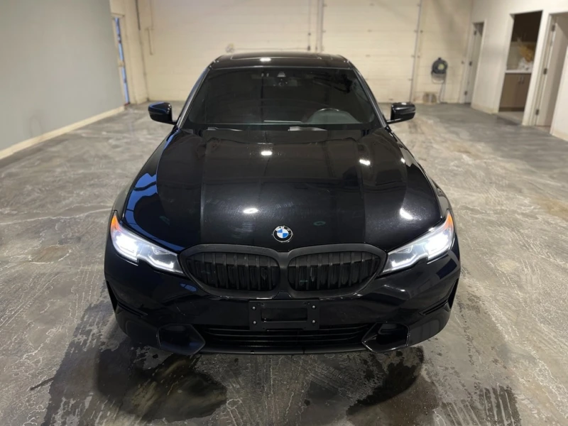 BMW 330 xDrive | Remote Start С РЕГИСТРАЦИЯ & АВТО КРЕДИТ , снимка 2 - Автомобили и джипове - 53287527