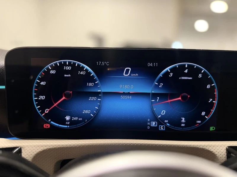 Mercedes-Benz A 220 A-Class A* 4MATIC* АвтоКредит* (ЦЕНА ДО БГ), снимка 13 - Автомобили и джипове - 53500812