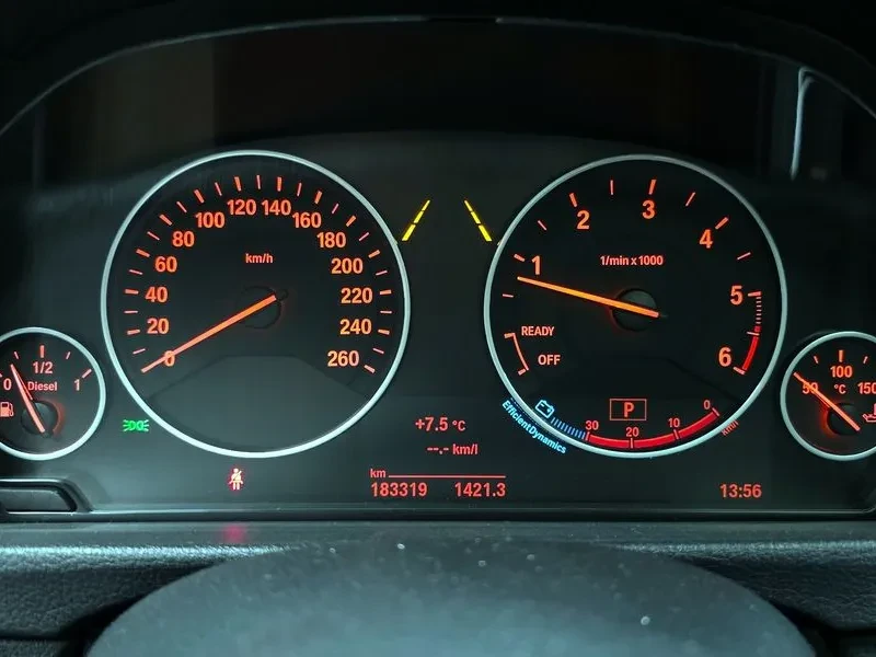 BMW 320 d, снимка 8 - Автомобили и джипове - 54592461