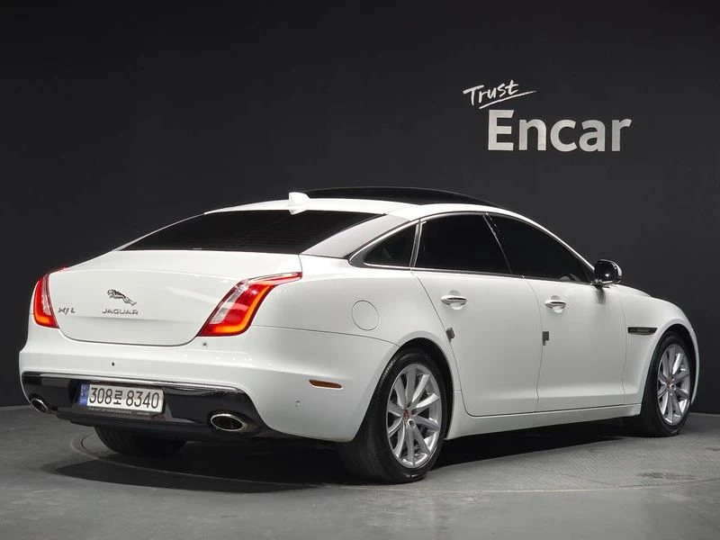 Jaguar Xj 3.0 Automatic, снимка 2 - Автомобили и джипове - 55926417