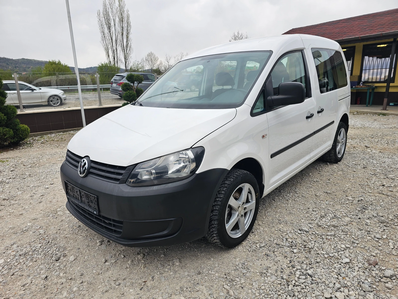 VW Caddy 2.0 БЕНЗИН-МЕТАН 109кс ! ! КЛИМАТИК, снимка 1