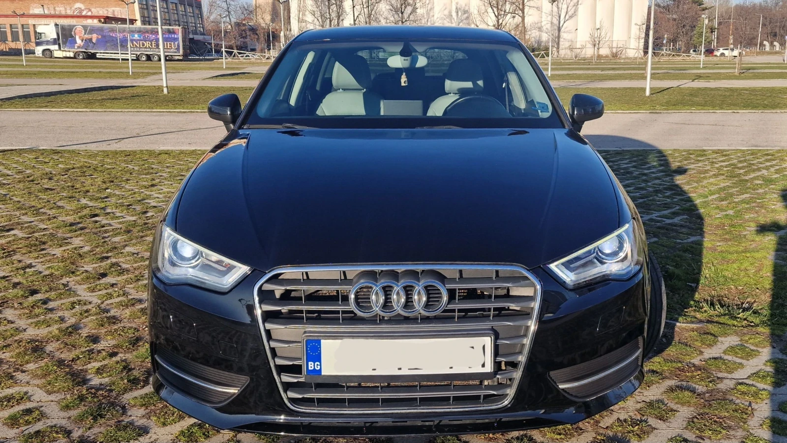 Audi A3 1.6 TDI Sportback Bi-Xenon NAVI - изображение 2