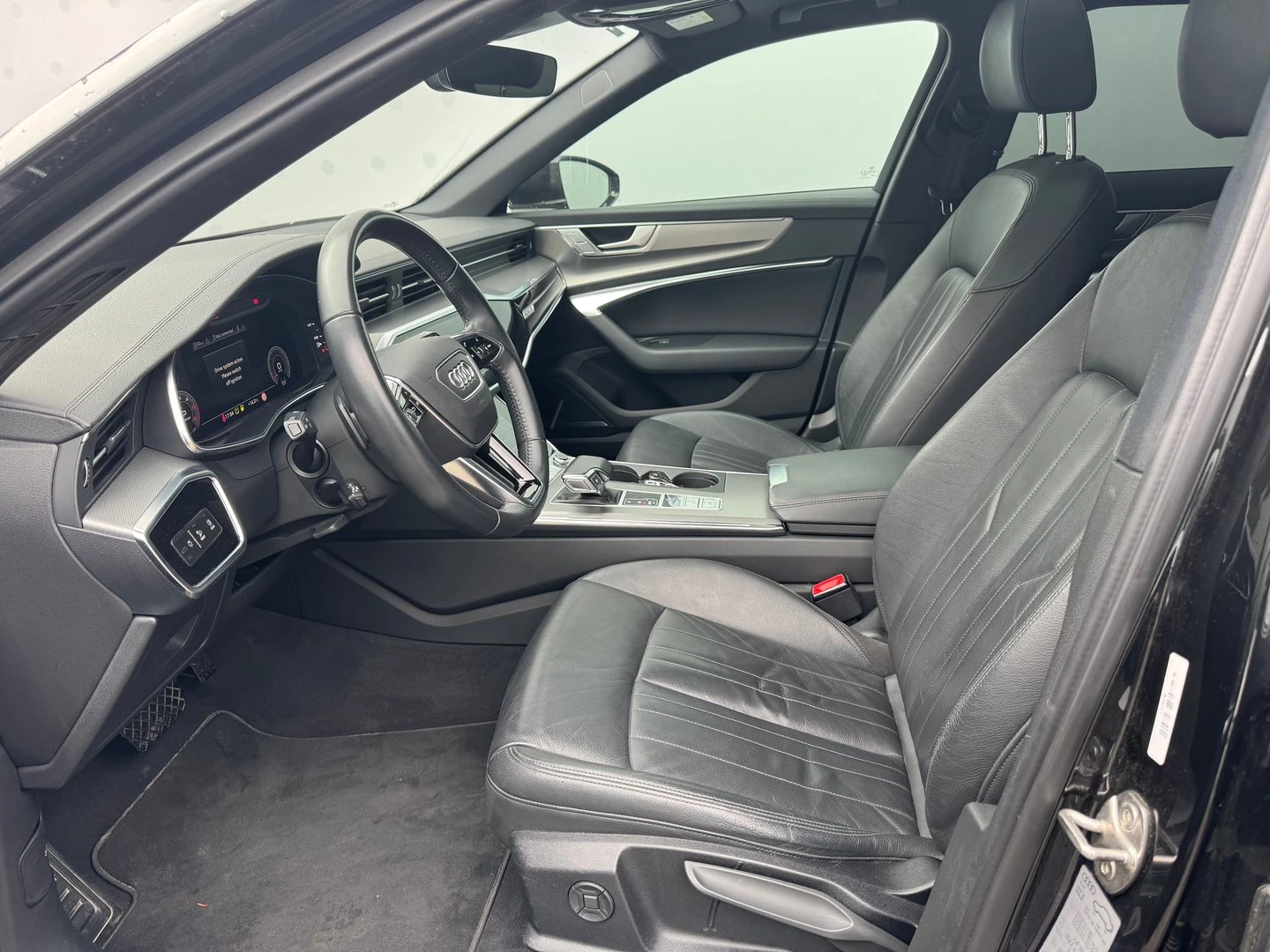 Audi A6 Design 50 TDI quattro - изображение 5