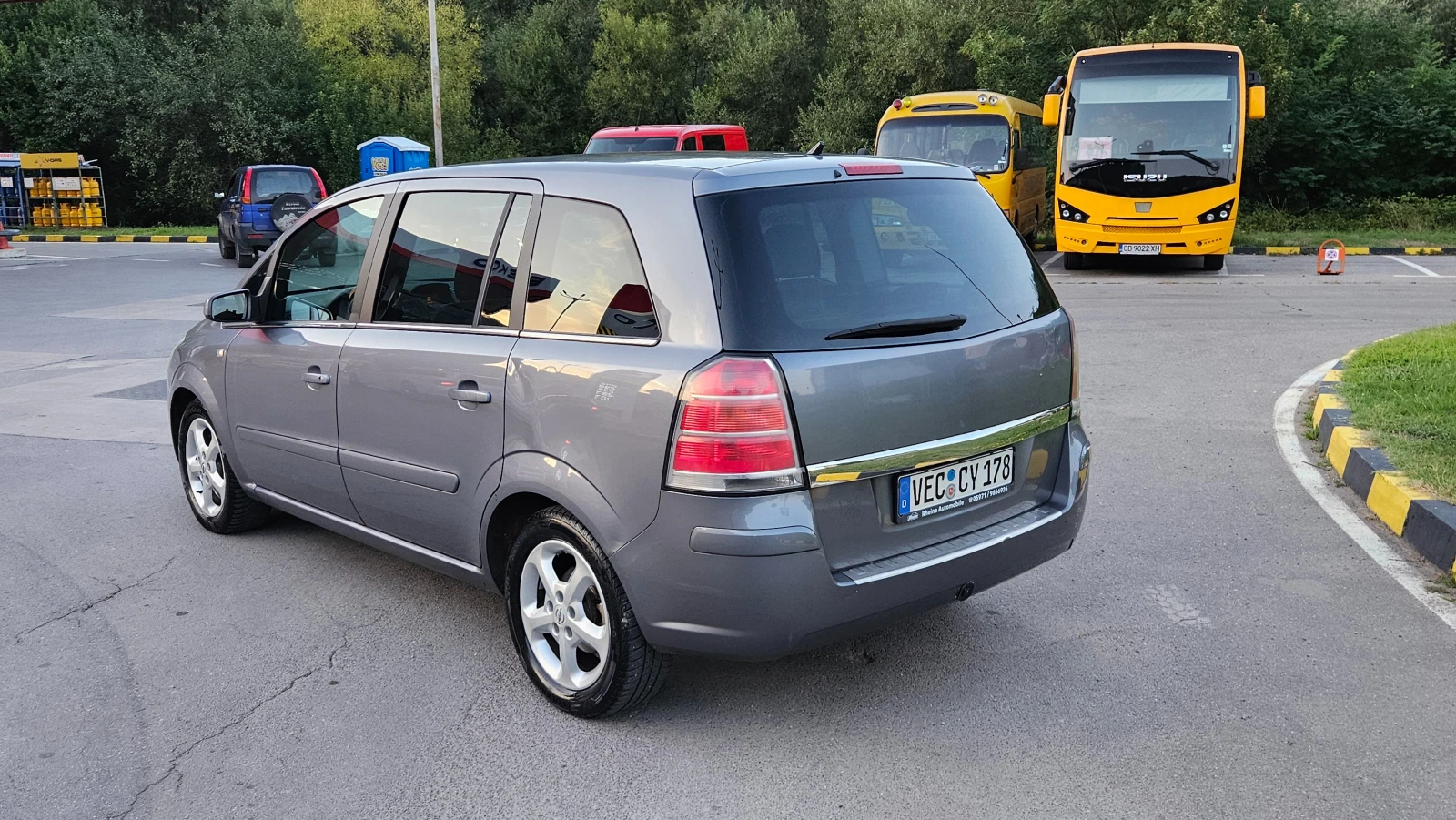 Opel Zafira 1.9 JTD 7Mesta/6skorosti/ЛИЗИНГ - изображение 4