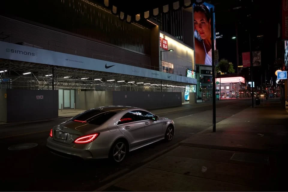Mercedes-Benz CLS 550 4MATIC * * CARFAX * * АВТО КРЕДИТ * *  - изображение 6