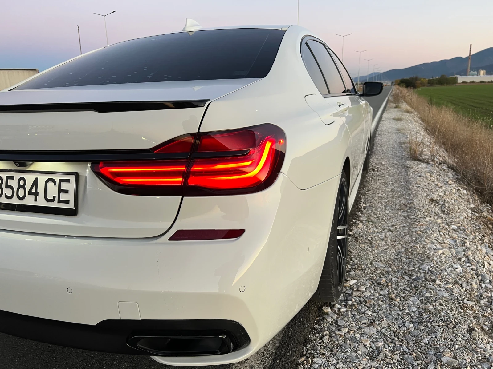 BMW 740 * B58* M PACK* LONG* CARBON CORE*  - изображение 5