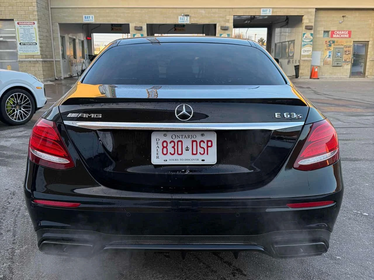 Mercedes-Benz E 63 AMG * S * BURMESTER* ОБДУХАВНЕ* ДИСТРОНИК*  - изображение 4