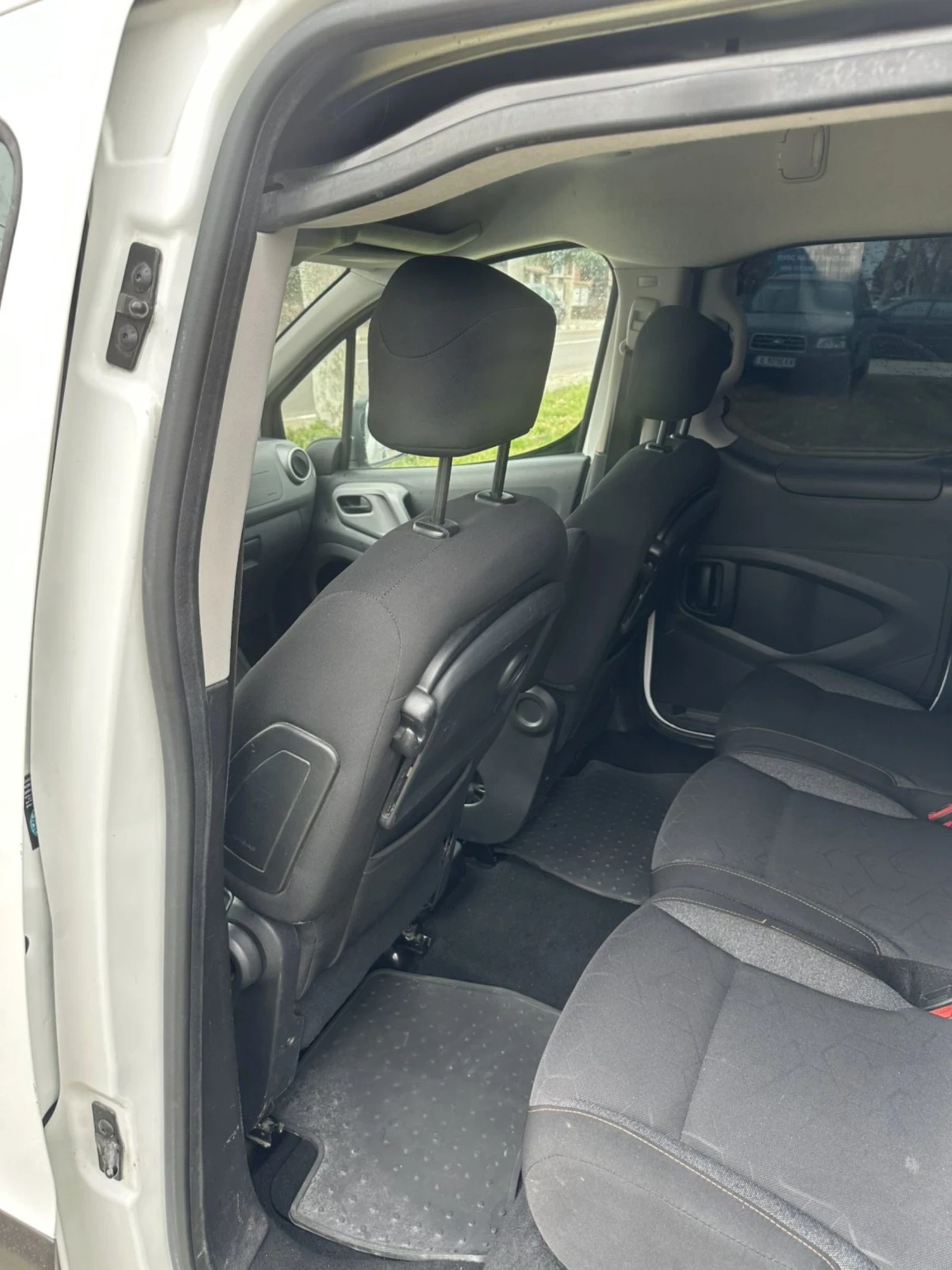 Peugeot Partner, снимка 11 - Автомобили и джипове - 53720305