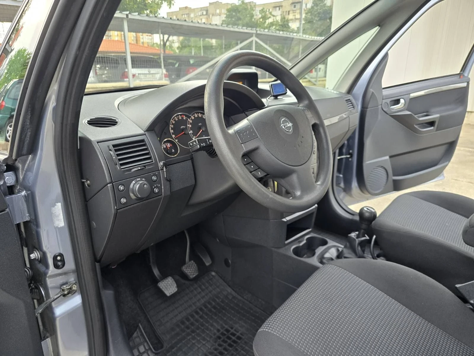 Opel Meriva 1.4i FACELIFT , снимка 9 - Автомобили и джипове - 54161204