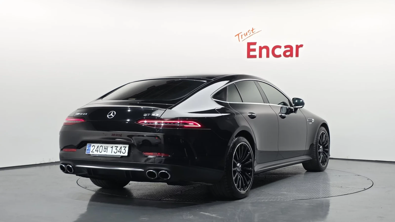 Mercedes-Benz GT 2020* DISTRONIK* 360* BURMASTER* ОБДУХ* КРАЙНА ЦЕН, снимка 3 - Автомобили и джипове - 54171915