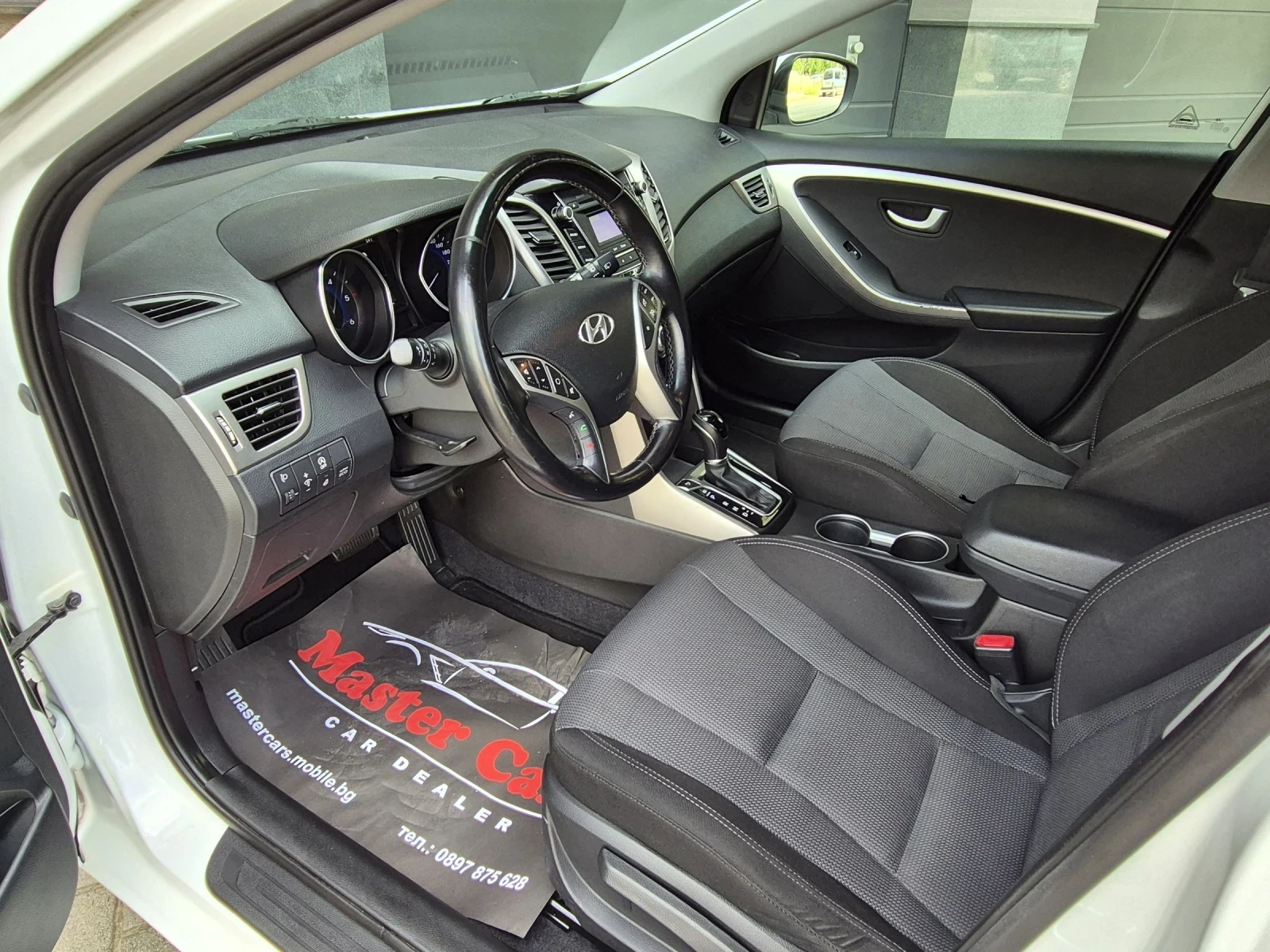 Hyundai I30 1.6 CRDI# АВТОМАТИК#, снимка 8 - Автомобили и джипове - 54618113