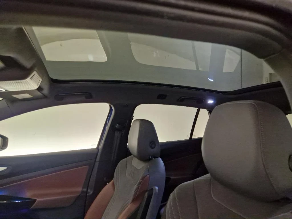 VW ID.4 1ST MAX/82KWH/ТЕРМОПОМПА/HEAD-UP/MEMORY/360 CAMERA, снимка 9 - Автомобили и джипове - 54970828
