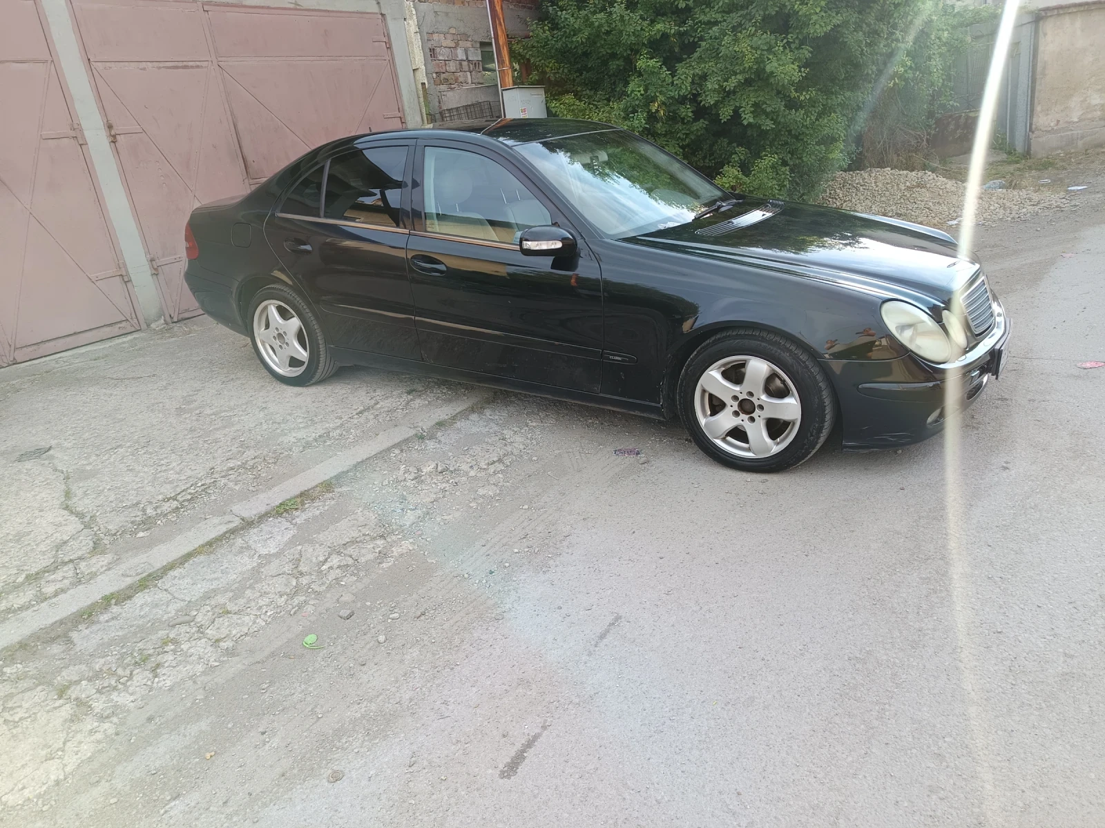 Mercedes-Benz E 220 Е 220 CDI автоматик, снимка 2 - Автомобили и джипове - 55049442