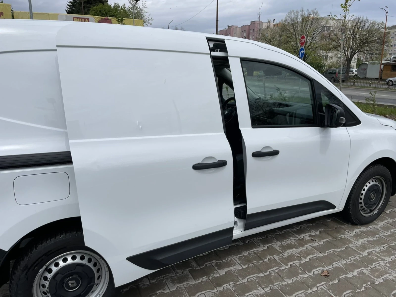 Renault Kangoo, снимка 3 - Автомобили и джипове - 55072243