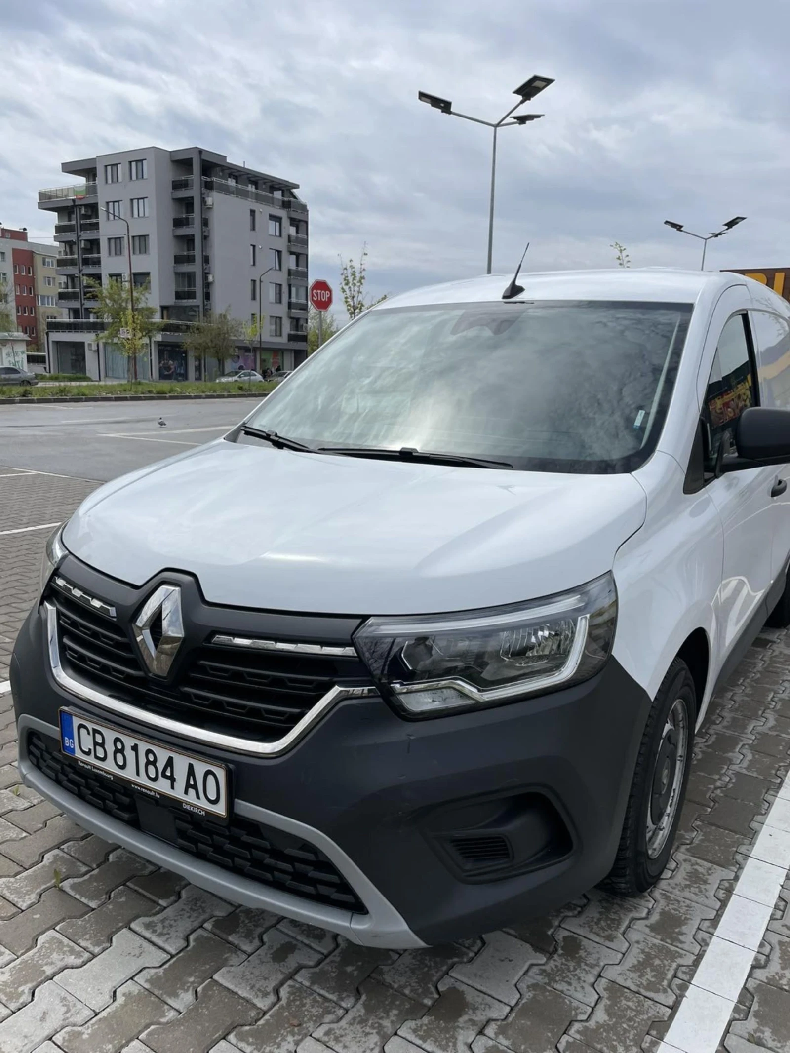 Renault Kangoo, снимка 2 - Автомобили и джипове - 55072243