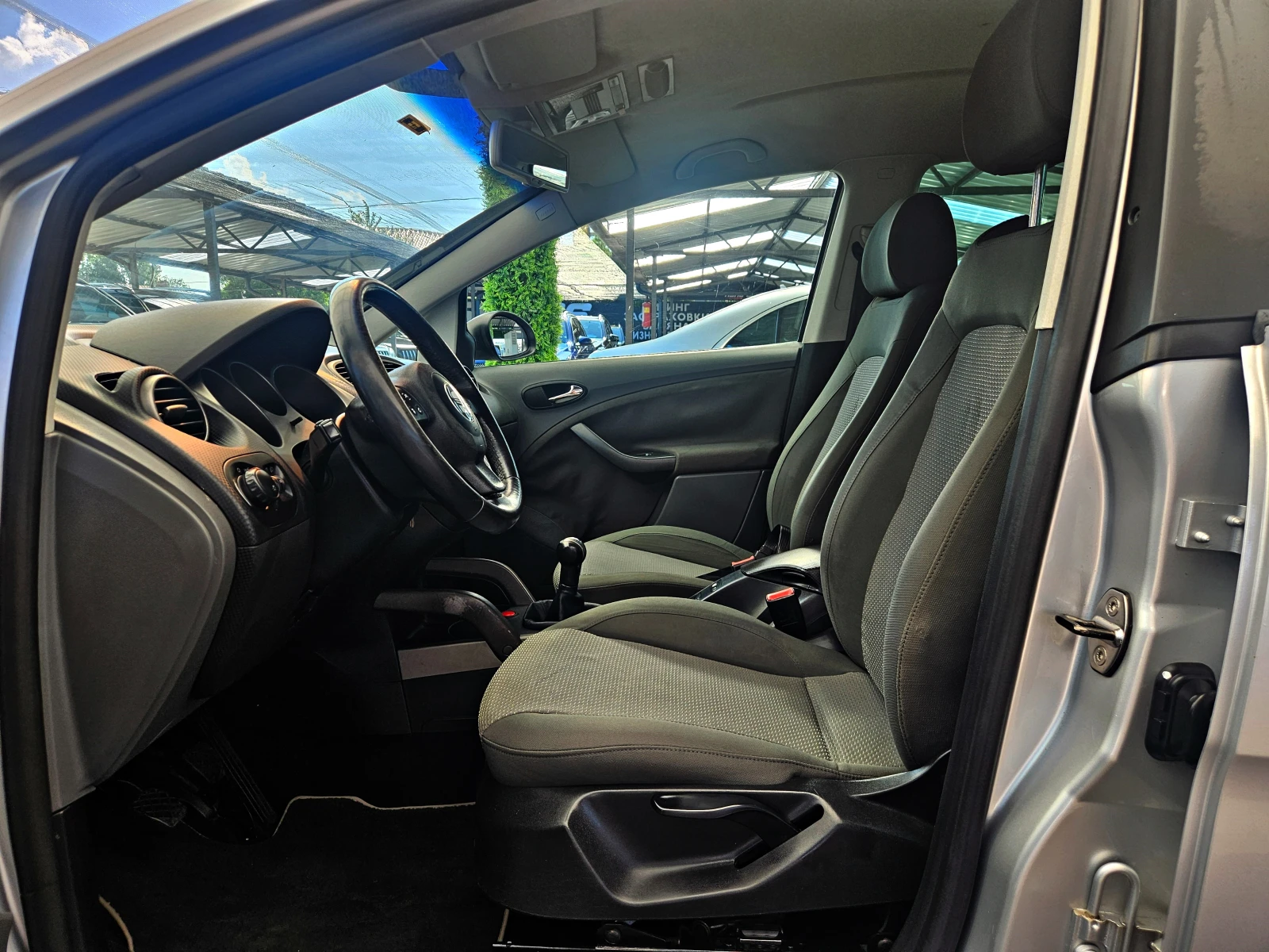 Seat Altea 2.0TDI/140KS/6 SKOROSTI, снимка 14 - Автомобили и джипове - 55100988