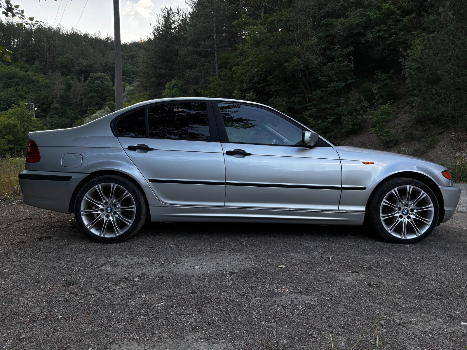 BMW 320, снимка 3 - Автомобили и джипове - 55251563