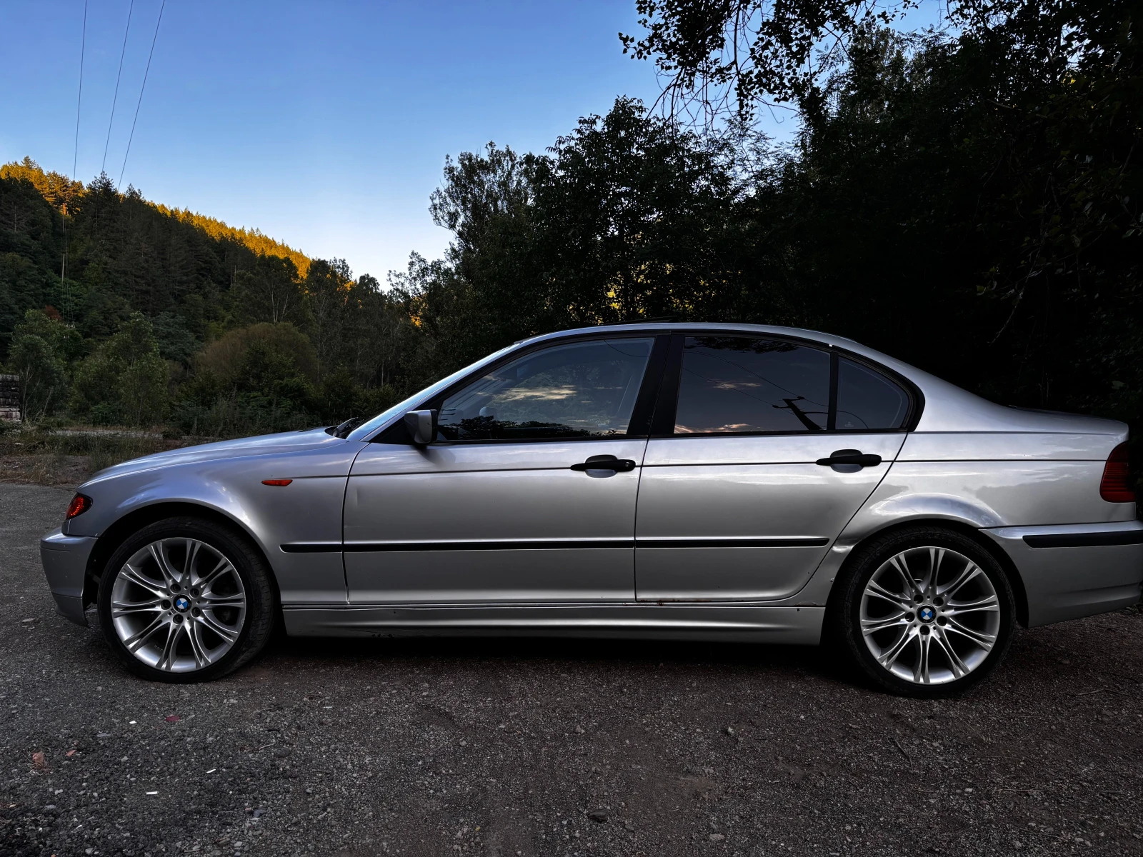 BMW 320, снимка 4 - Автомобили и джипове - 55251563