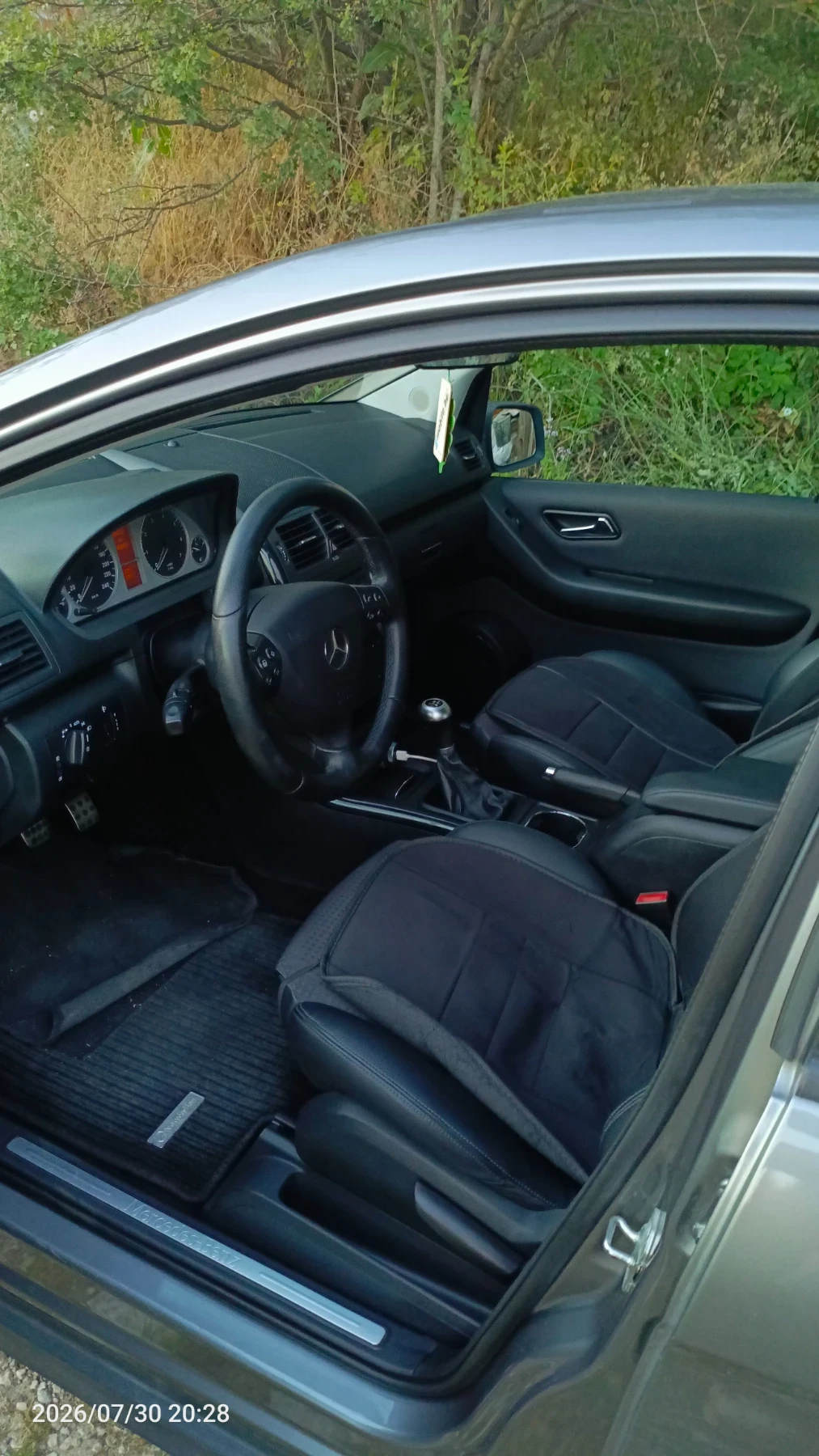 Mercedes-Benz A 180, снимка 4 - Автомобили и джипове - 55480597