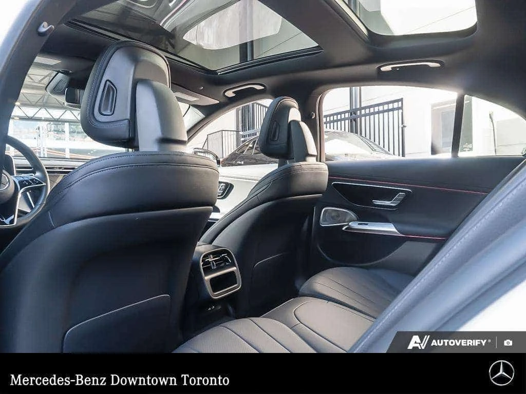Mercedes-Benz E 350 * CARFAX * ФИКСИРАНА ЦЕНА ДО БГ * , снимка 17 - Автомобили и джипове - 55534819