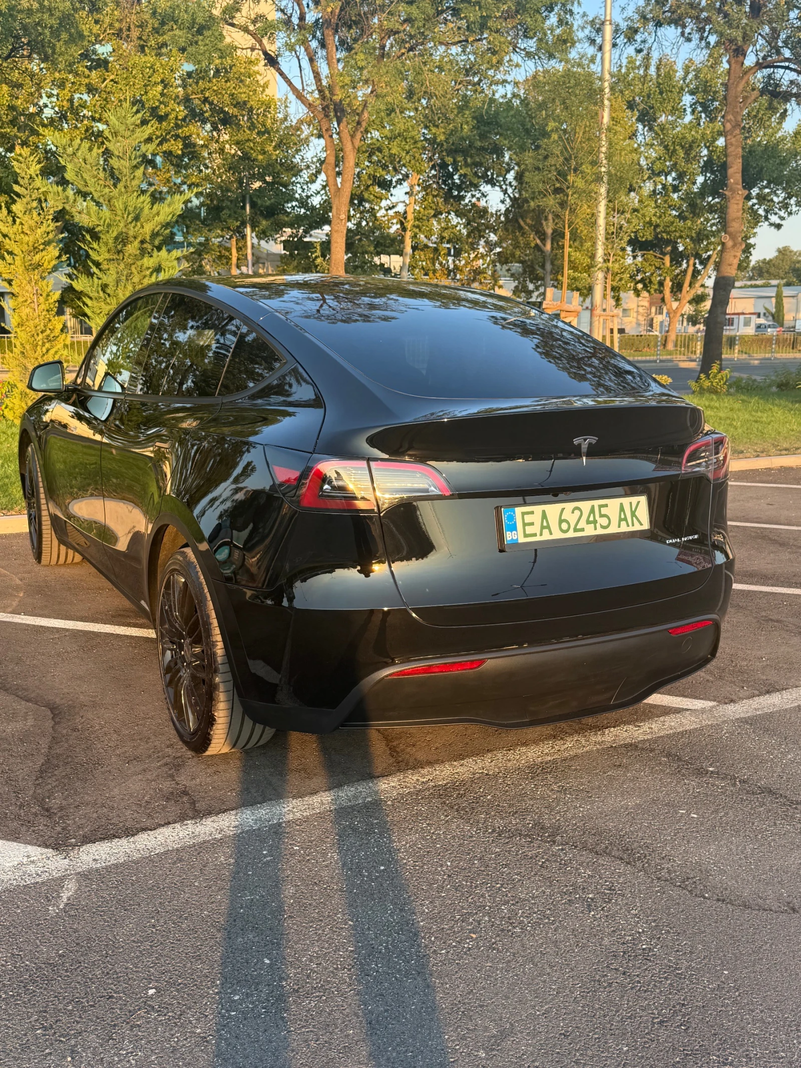 Tesla Model Y DualMotor LongRange, снимка 4 - Автомобили и джипове - 55618646