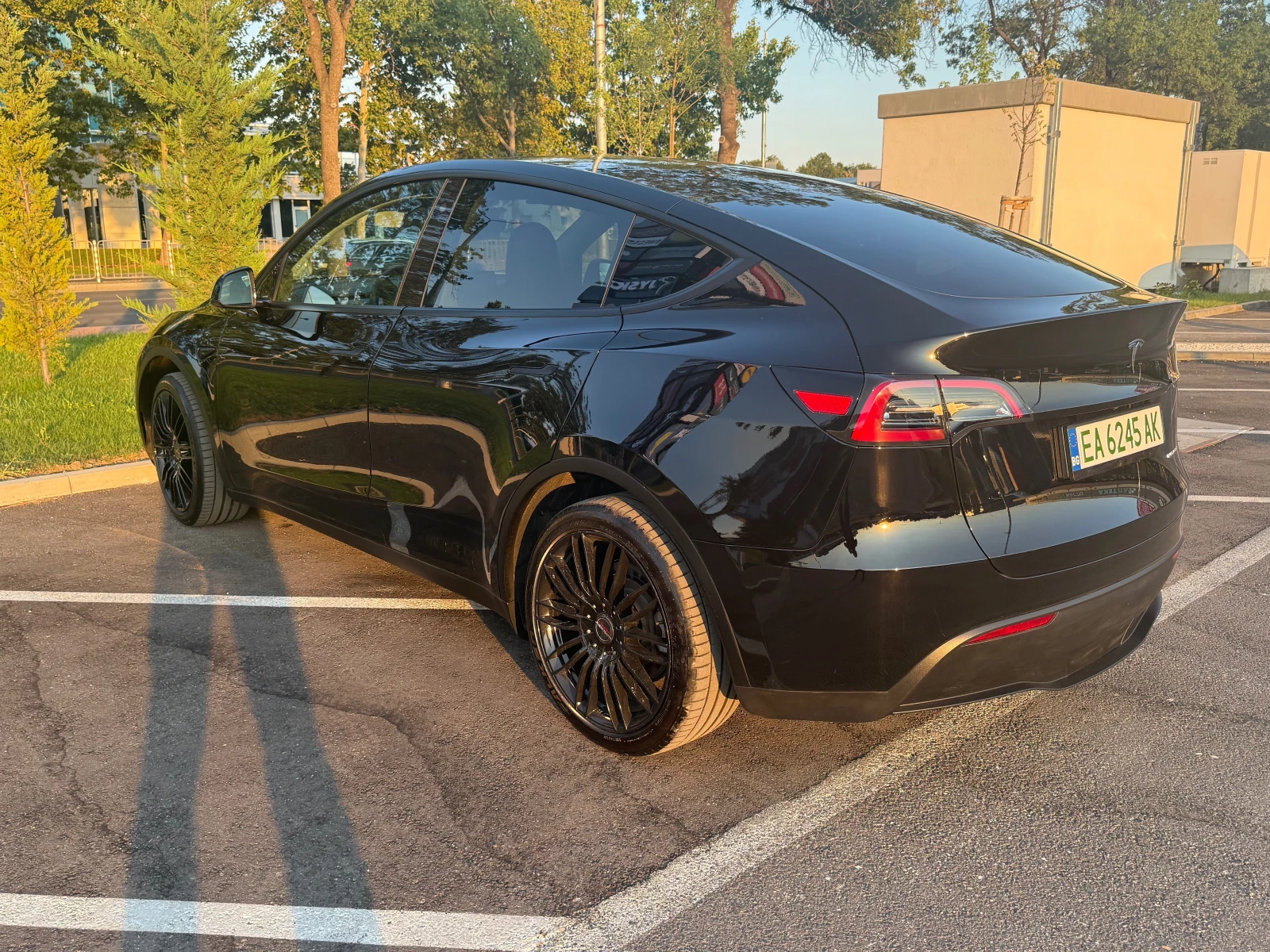 Tesla Model Y DualMotor LongRange, снимка 6 - Автомобили и джипове - 55618646