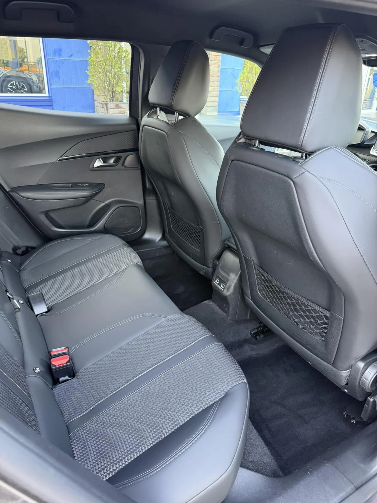 Peugeot 2008 GT-line, снимка 14 - Автомобили и джипове - 55895144