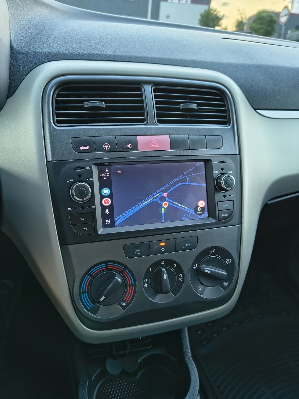 Fiat Punto, снимка 12 - Автомобили и джипове - 56087476