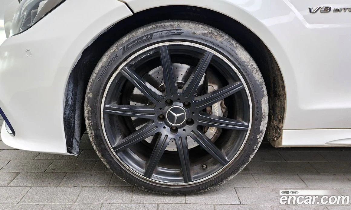 Mercedes-Benz CLS CLS63 AMG 4MATIC, снимка 5 - Автомобили и джипове - 56122359