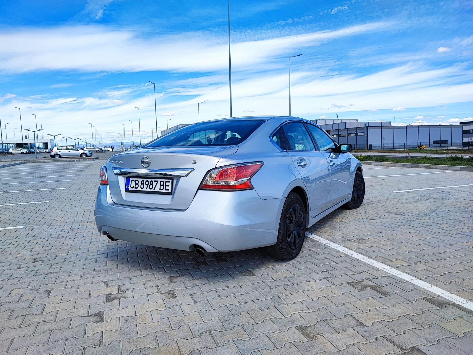 Nissan Almera altima 2.5 s LPG, снимка 2 - Автомобили и джипове - 56196485