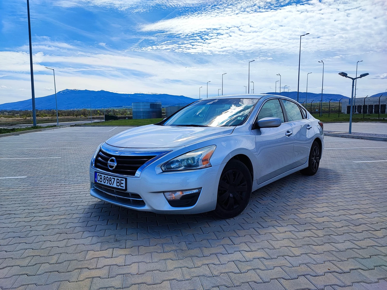Nissan Almera altima 2.5 s LPG, снимка 4 - Автомобили и джипове - 56196485