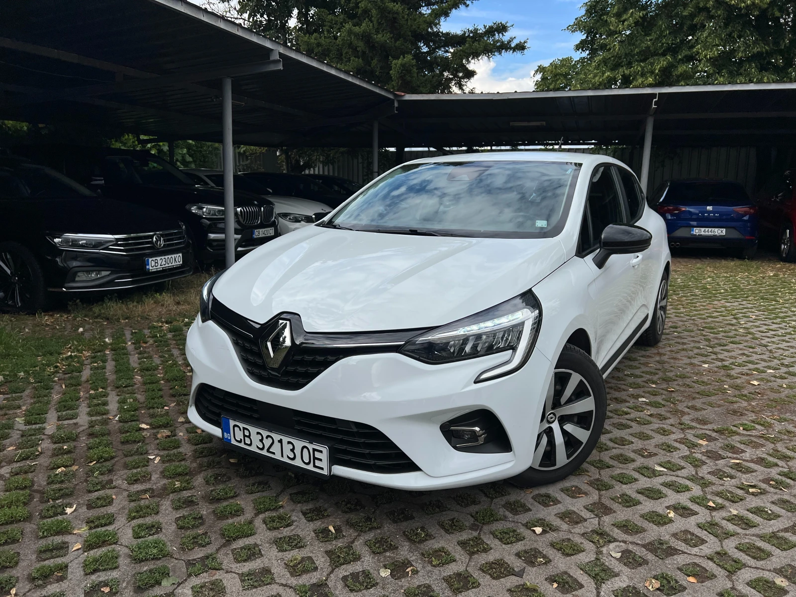 Renault Clio 1.6 E-Tech Hybrid Automatic