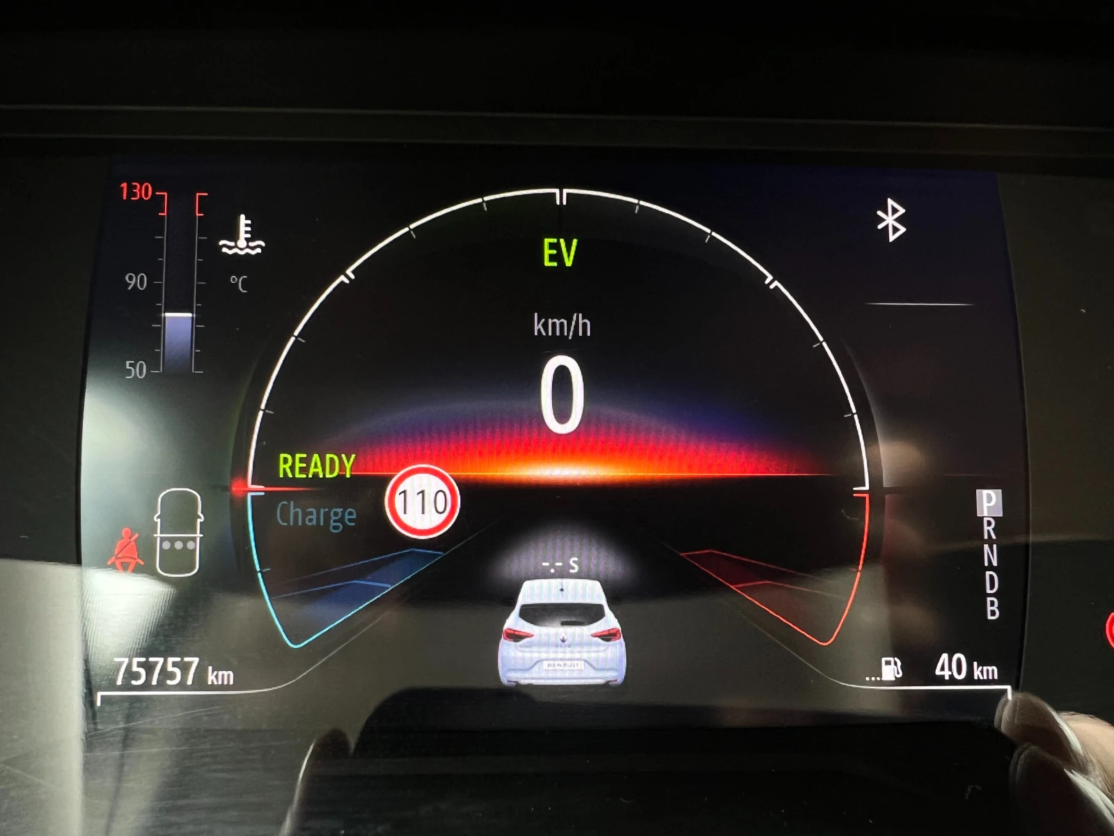 Renault Clio 1.6 E-Tech Hybrid Automatic, снимка 11 - Автомобили и джипове - 56211414