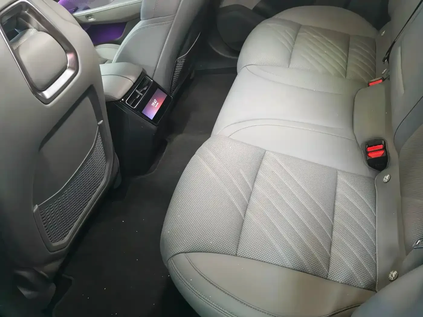 Zeekr 001 YOU Edition 100kWh AWD | Mobile.bg � ����������� 12