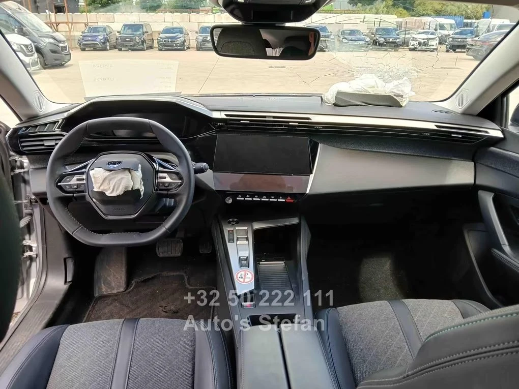 Peugeot 308 1.2T AUTO, снимка 12 - Автомобили и джипове - 56368949