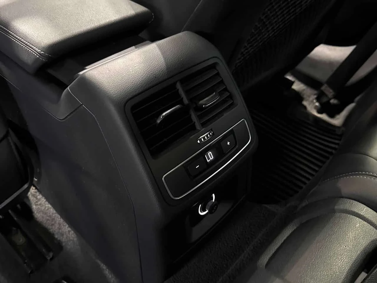 Audi A5 * Progressiv * CARFAX * ��� ������������ ������ | Mobile.bg � ����������� 15