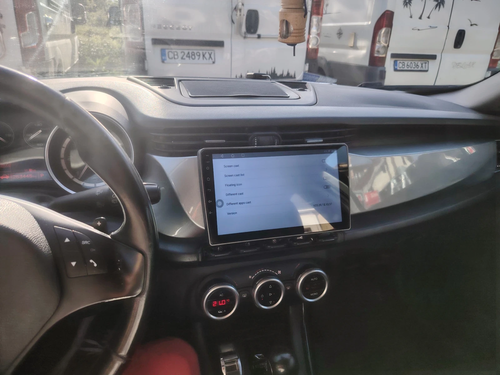 Alfa Romeo Giulietta, снимка 2 - Автомобили и джипове - 56726554