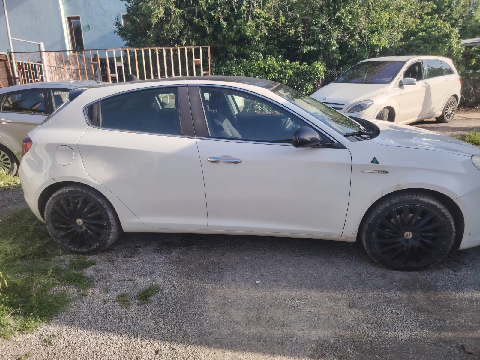 Alfa Romeo Giulietta, снимка 9 - Автомобили и джипове - 56726554