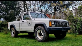 Jeep Cherokee  COMANCHE PICK UP, снимка 1